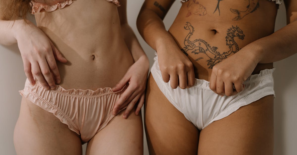 découvrez notre collection de lingerie sexy, alliant élégance et sensualité. des ensembles raffinés qui subliment votre silhouette, parfaits pour séduire et vous sentir merveilleusement confiantes. explorez des styles diversifiés pour tous les goûts et occasions.