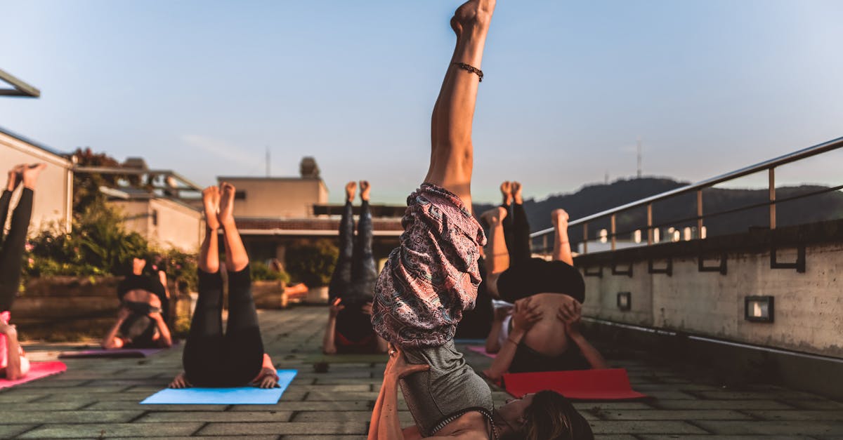 découvrez le bien-être ultime avec notre matelas d'acupression. conçu pour favoriser la détente et soulager les tensions, cet accessoire innovant utilise des points de pression pour améliorer la circulation sanguine et réduire le stress. idéal pour une utilisation à la maison, le mat d'acupression transforme votre routine de relaxation en un moment de sérénité.