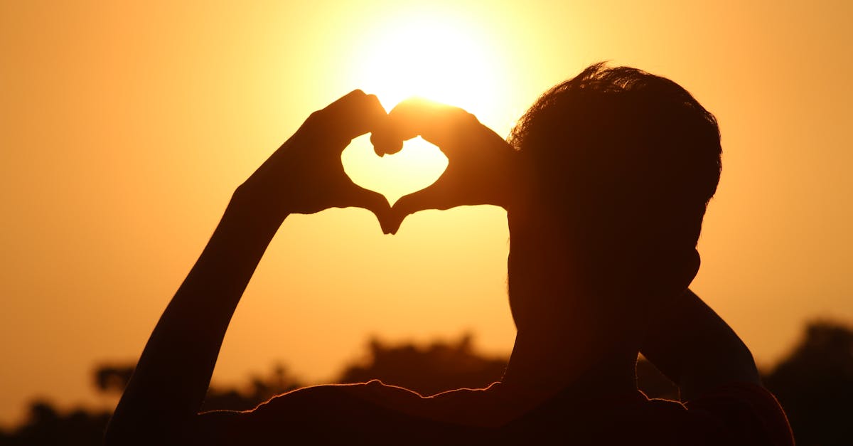découvrez l'univers romantique à travers des histoires d'amour passionnantes, des conseils pour des rendez-vous inoubliables et des idées pour raviver la flamme de votre relation.