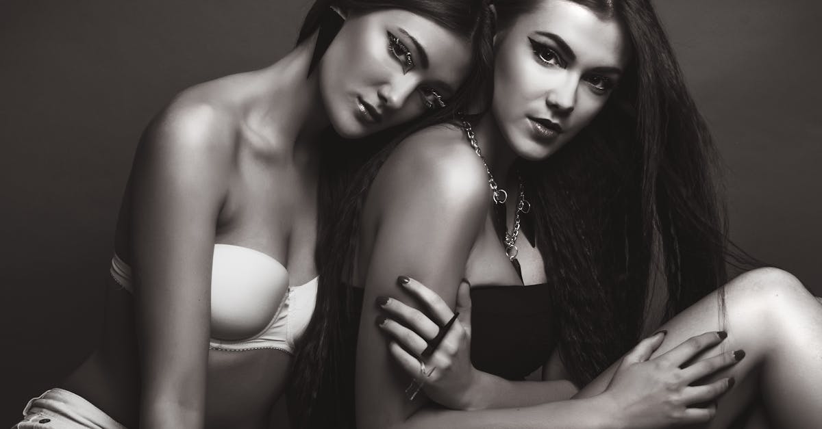 découvrez un monde captivant d'élégance et de confiance avec nos conseils sur le sexy. explorez des looks audacieux, des conseils de style et des inspirations pour exprimer votre charme et votre sensualité avec assurance.
